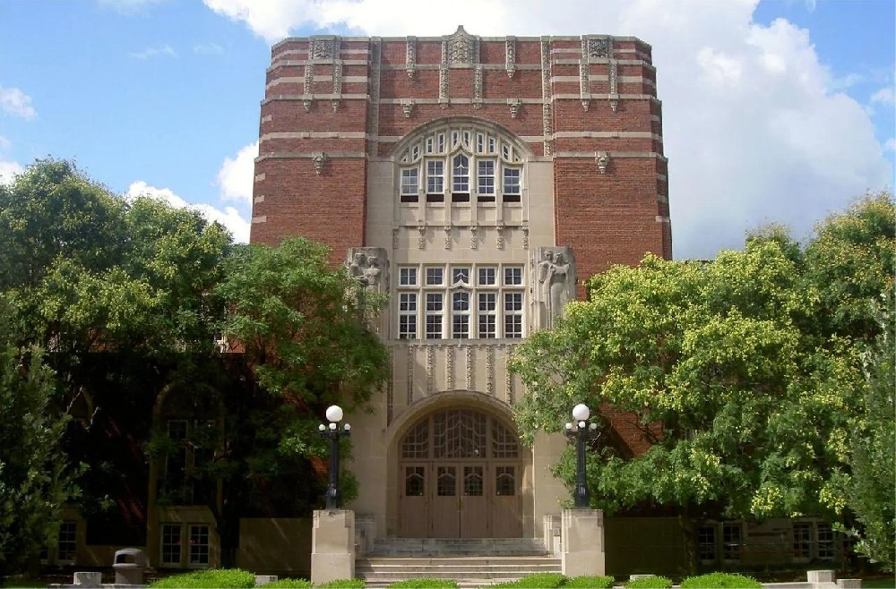 普渡大学
