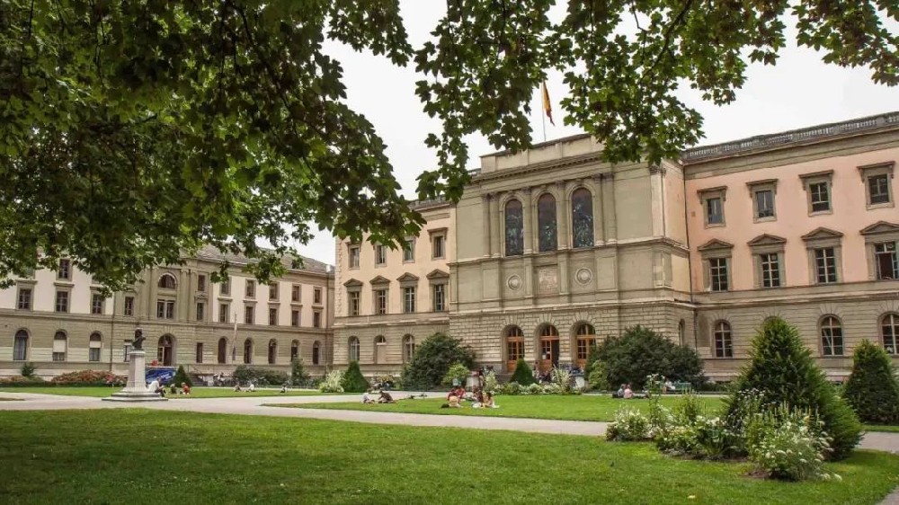 巴塞尔大学