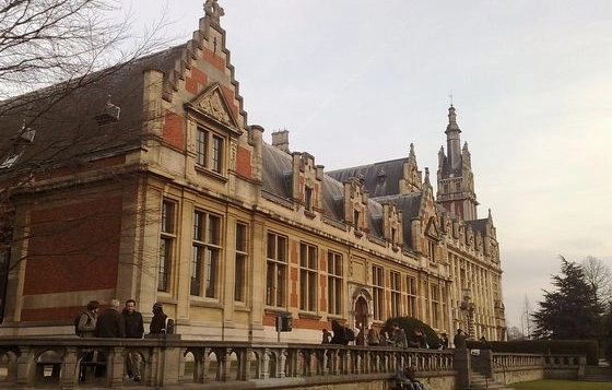 布鲁塞尔自由大学