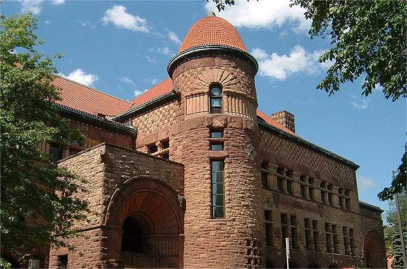 明尼苏达大学